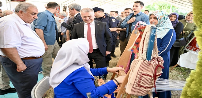 Vali Ersin Yazıcı, Hayat Boyu Öğrenme Haftası Açılış Programına Katıldı