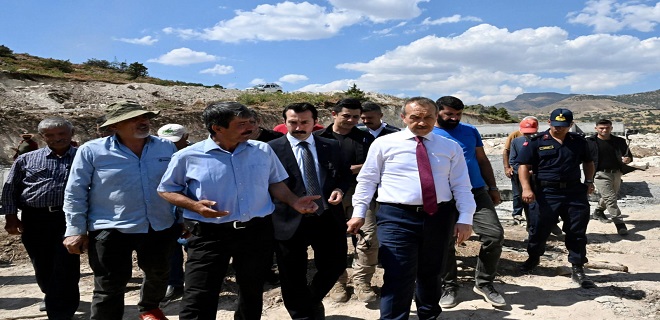 Hekimhan İlçesinde Yapımı Devam Eden TOKİ Konutlarında İncelemelerde Bulundu