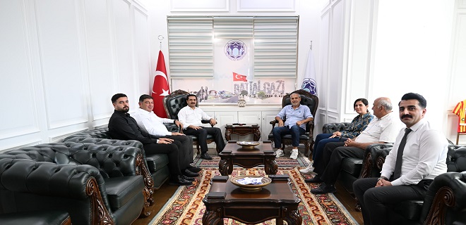 Başkan Taşkın, Milliyet Yazarı Abbas Güçlü'yü Ağırladı