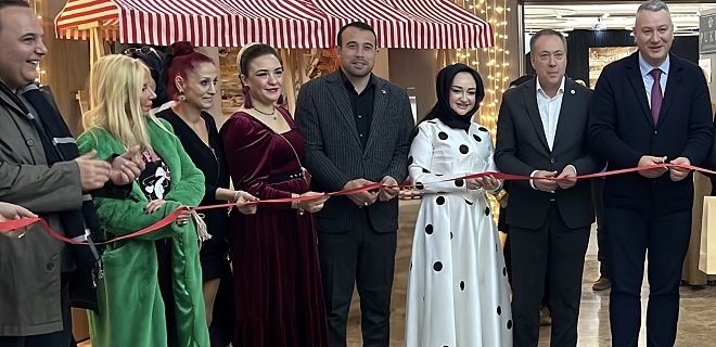 Sakaryalı Kadınlar 90'lar Rüzgarını Estirdi