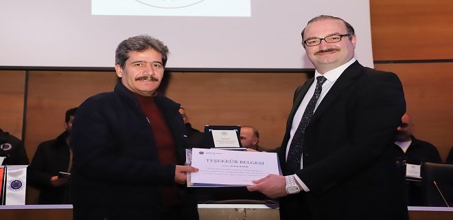 Atatürk Üniversitesinden Emekli Personellerine Vefa: Kurumsal Hizmet Ödülleri Takdim Edildi