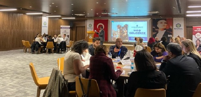 Bakırköy Belediyesi'nden sokak hayvanlarının yaşam şartlarına yönelik çalıştay