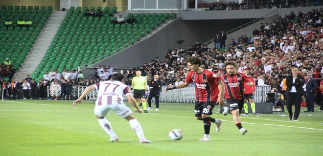 Fatih Karagümrük Süper Lige Çıktı