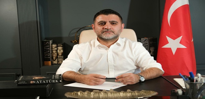 Genç Parti lideri Burçin Şahindur'dan 'özelleştirme' tepkisi! Rakamlarla konuştu: ‘Vatandaşın malını peşkeş çekiyorlar’ 