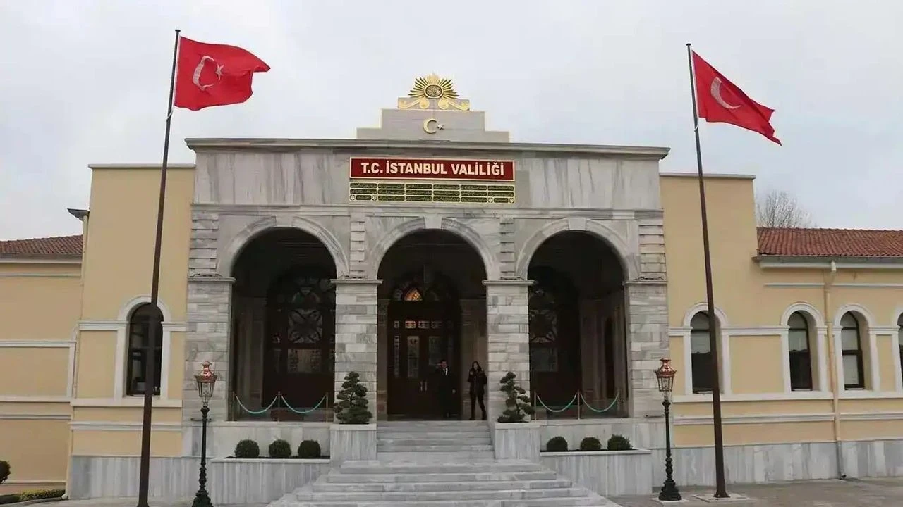 Başakşehir’de Cezaevi Ring Araçları Kaza Yaptı: 15 Yaralı