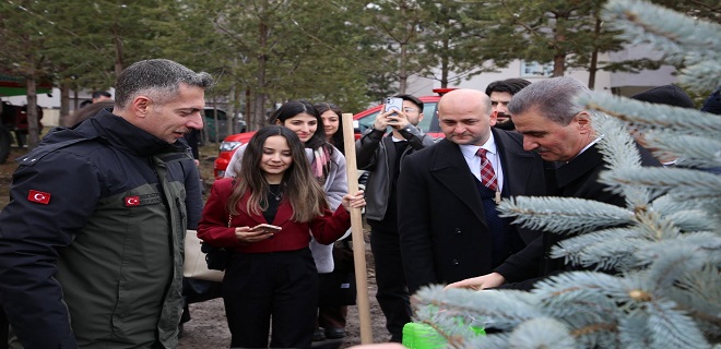 Erzurum’da Geleceğe Nefes: 600 Fidan Toprakla Buluştu 