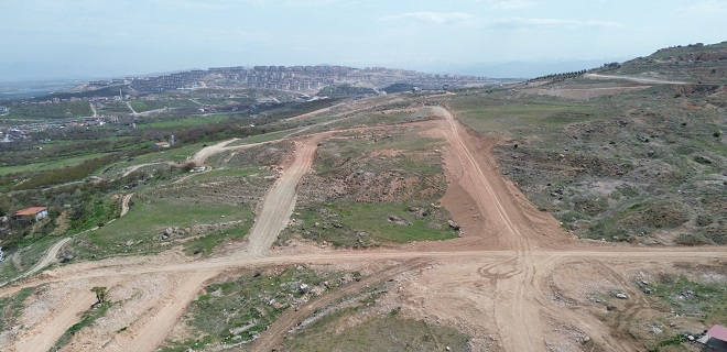  3,5 kilometrelik yeni imar yolu açma çalışması yürütüyor.