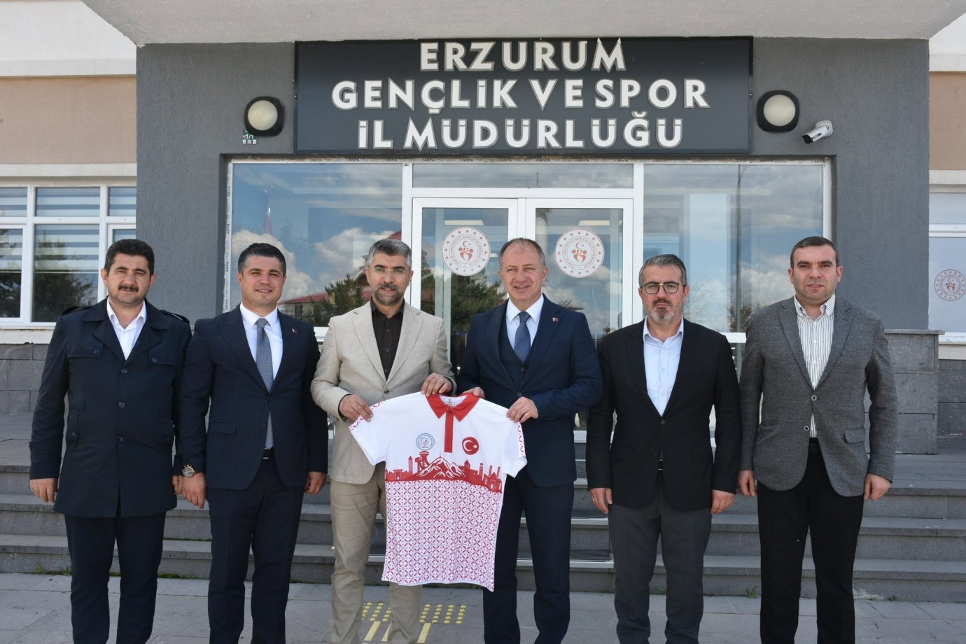 Küçükoğlu Spor Yatırımlarını Yerinde İnceledi