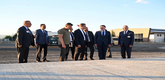 Vali Baruş'tan Erzurum Havalimanı İçin Kritik Toplantı