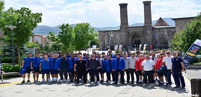 1461 Trabzon FK'dan Kamp Arasında Kültür Molası
