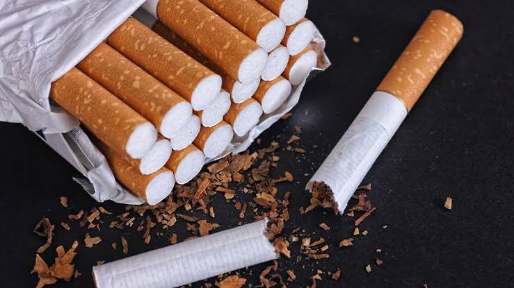 Yeni Tütün Yasası Geliyor: Slim Sigaraya ve Açık Alanda İçime Kısıtlama