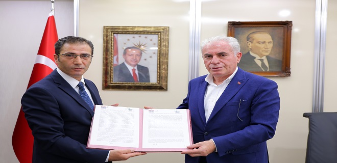 “Çoruh Yöresel Ürünler Çarşısı Fizibilite Çalışması” projesinin sözleşmesi imzalandı.