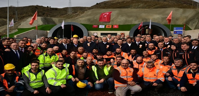 Erzurum-Rize yolu 4,6 kilometre kısaldı