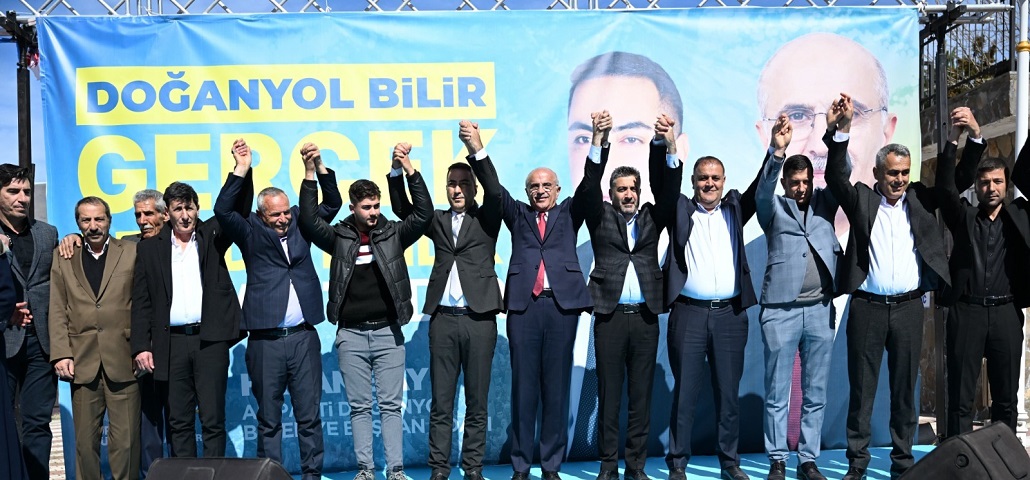 AK Parti Büyükşehir Belediye Başkan Adayı Sami Er, Doğanyol İlçesindeydi