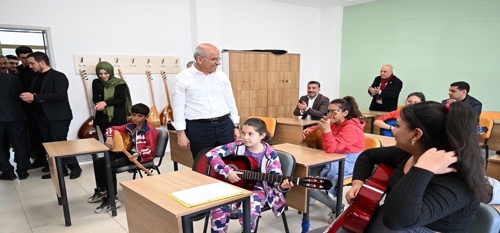 Sami Er: “Göreve geldiğimizde gençliğe büyük önem vereceğiz”