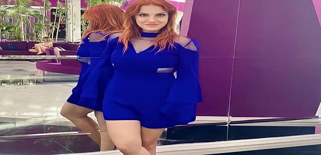  Kıvılcım Kalay, aşkın komedisini kaleme aldı.